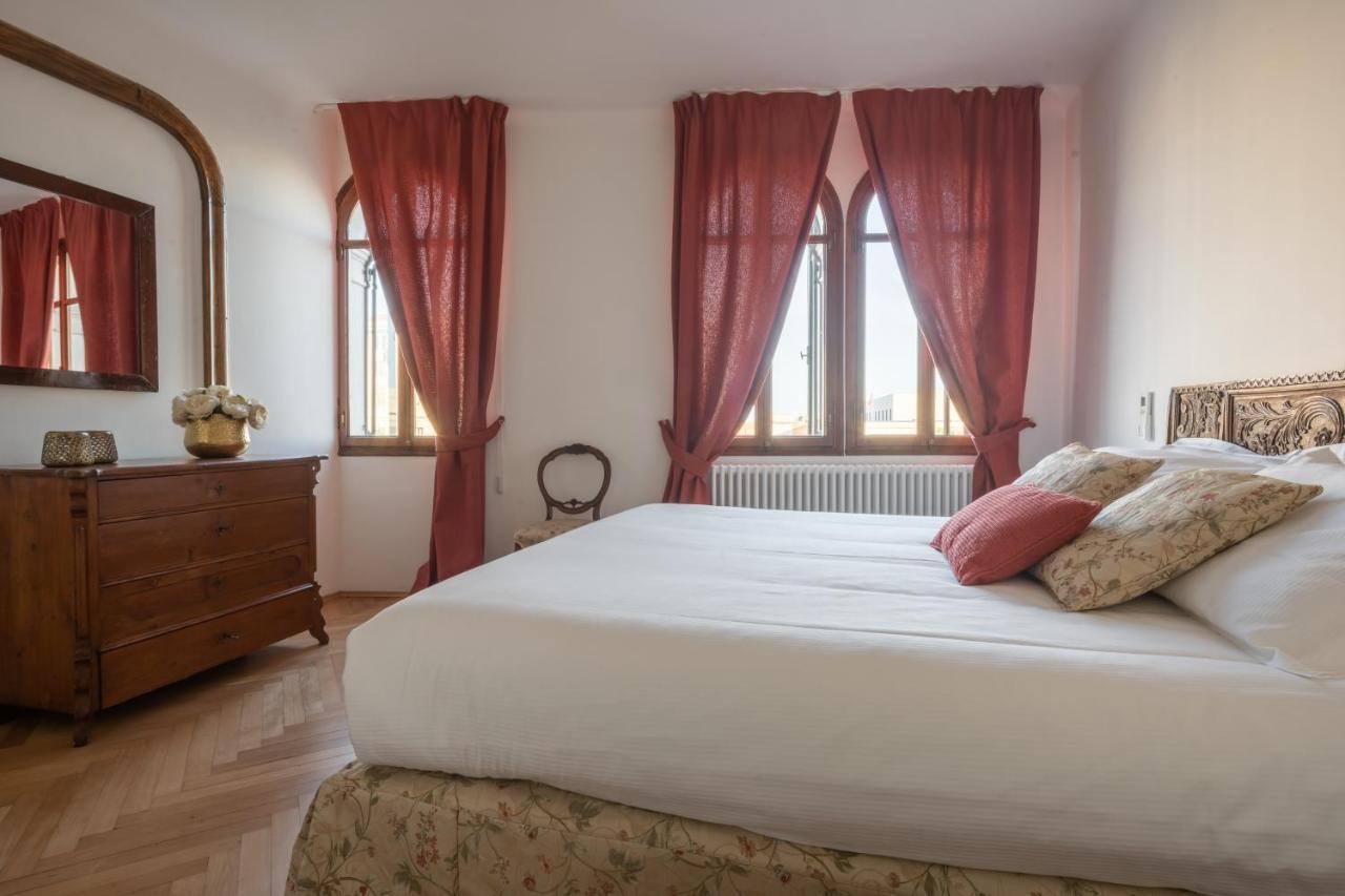 Venetian Palace R&r Apartamento *