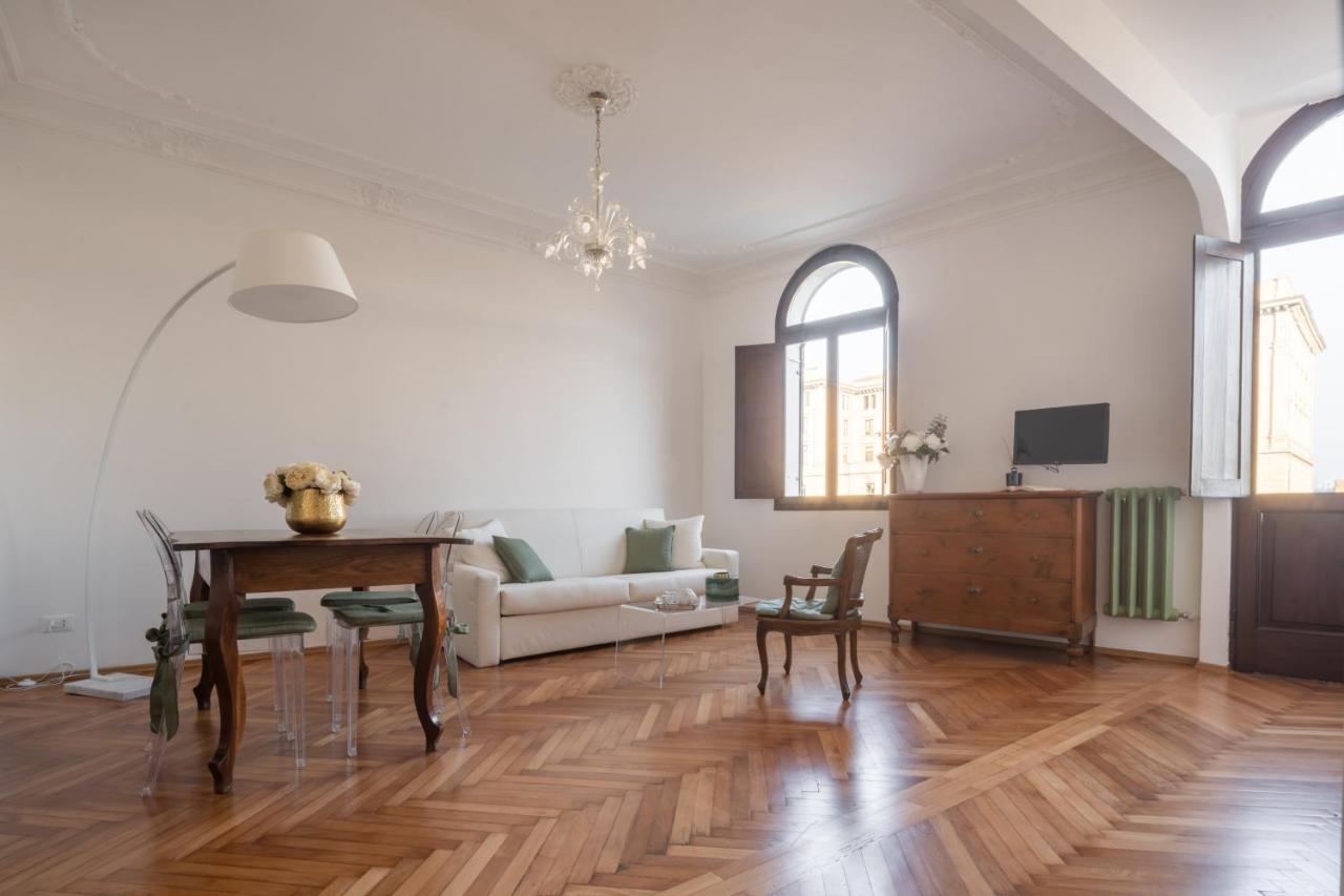 Venetian Palace R&r Apartamento *